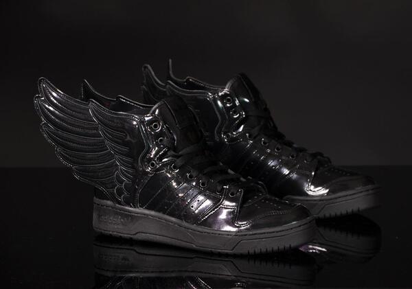 adidas Originals Jeremy Scott JS Wings 2.0 ObyO | Q23668